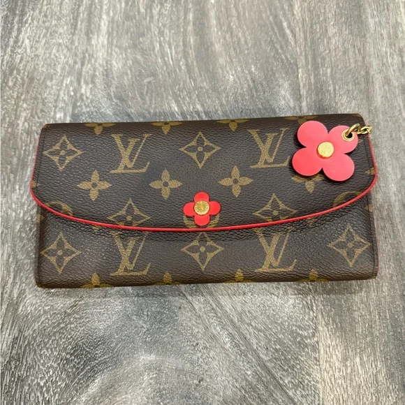 Louis Vuitton Wallet Emilie Bloom Flower
Never used - Picture 1 of 7